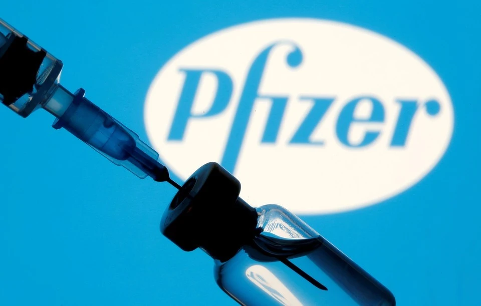 В Испании восьми учителям по ошибке вкололи по шесть доз вакцины Pfizer
