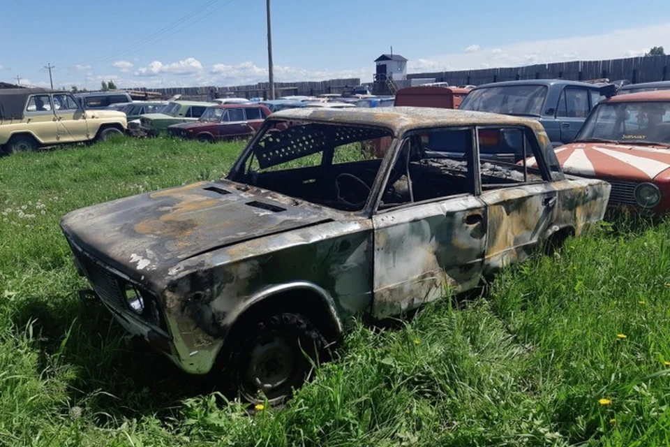 В Красноярском крае отсидевший за сбитого пешехода сжег свой автомобиль назло инспекторам ДПС. Фото: пресс-служба ГИБДД