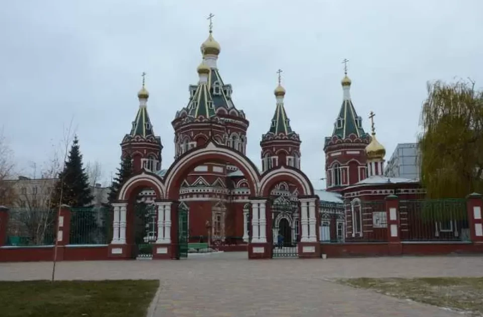 Ежедневно в Казанском соборе перед мощами священнослужители будут совершать молебны