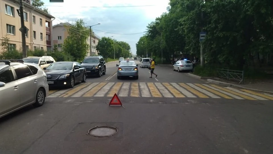 Восьмилетний мальчик попал под колёса учебного авто в Хабаровском крае