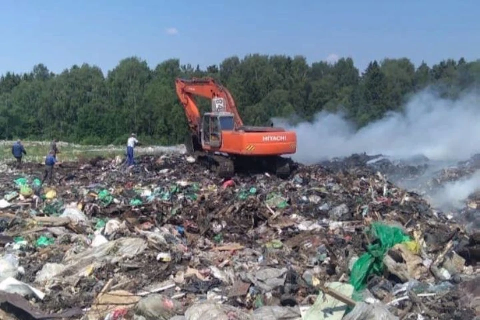 По сложности подземный пожар близок к торфяному. ФОТО: страница Дениса Добрякова ВКонтакте
