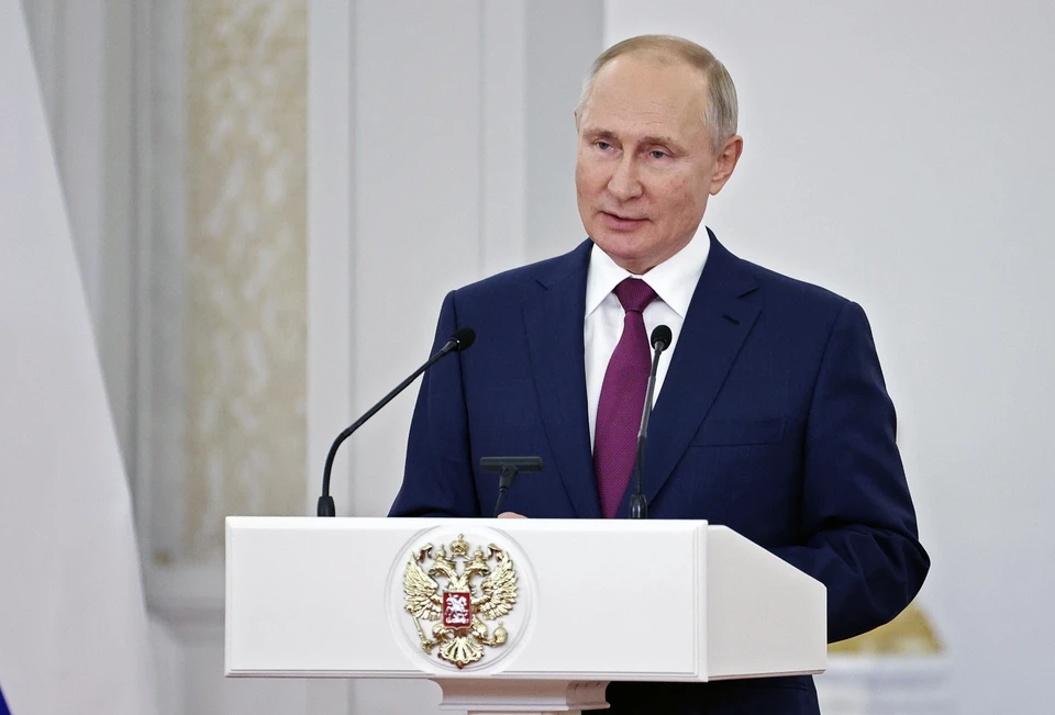 Владимир Путин одобрил идею принимать в Кемеровское кадетское училище девочек