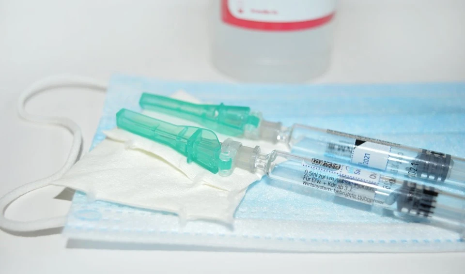 В Минюсте РК дали разъяснения, почему обязательная вакцинация от коронавируса не противоречит конституции