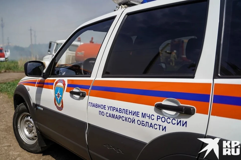 Сотрудники МЧС работали на ДТП в Самарской области