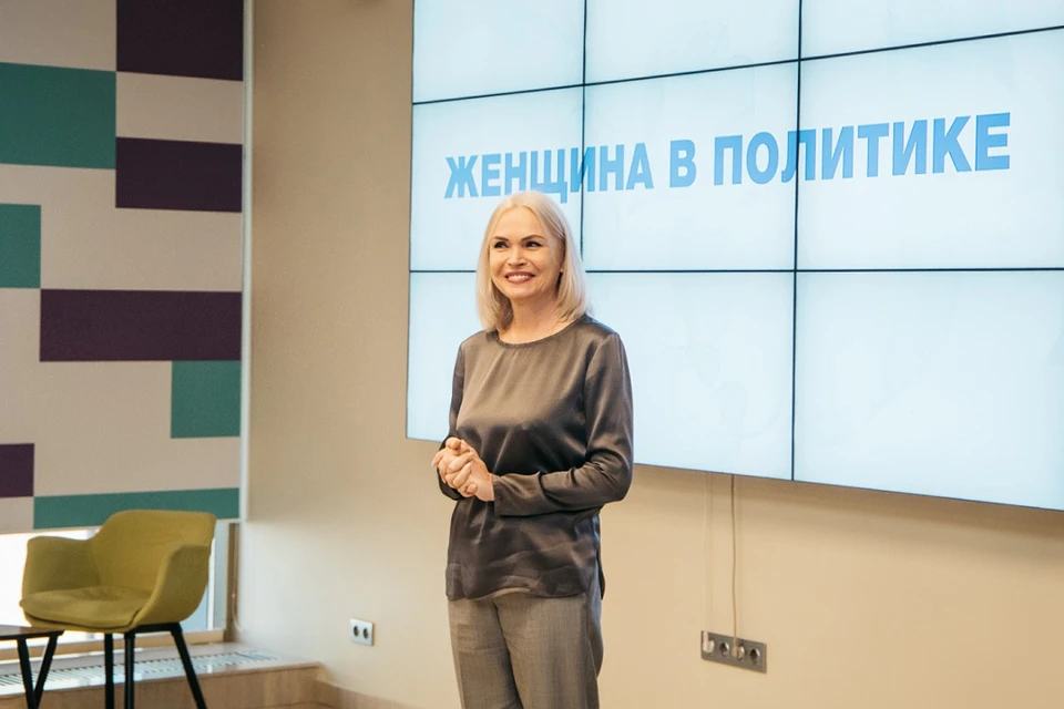 По мнению Ирины Белых, внесенные изменения сделают российское образование более современным и помогут школьникам в развитии способностей. Фото: Сергей НИКОЛАЕВ.