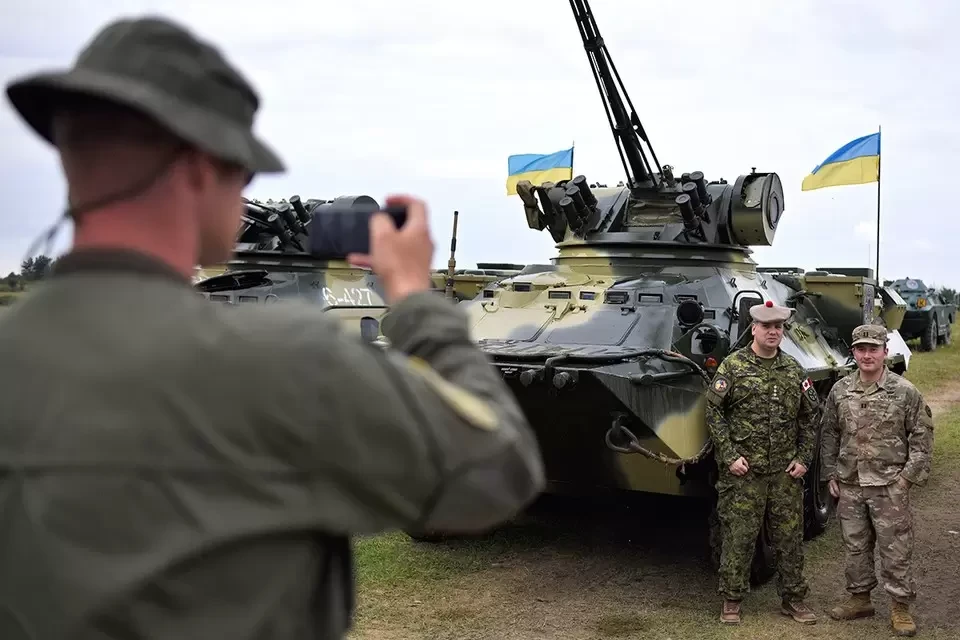Политолог: членство в НАТО не поможет Украине в противостоянии с Россией