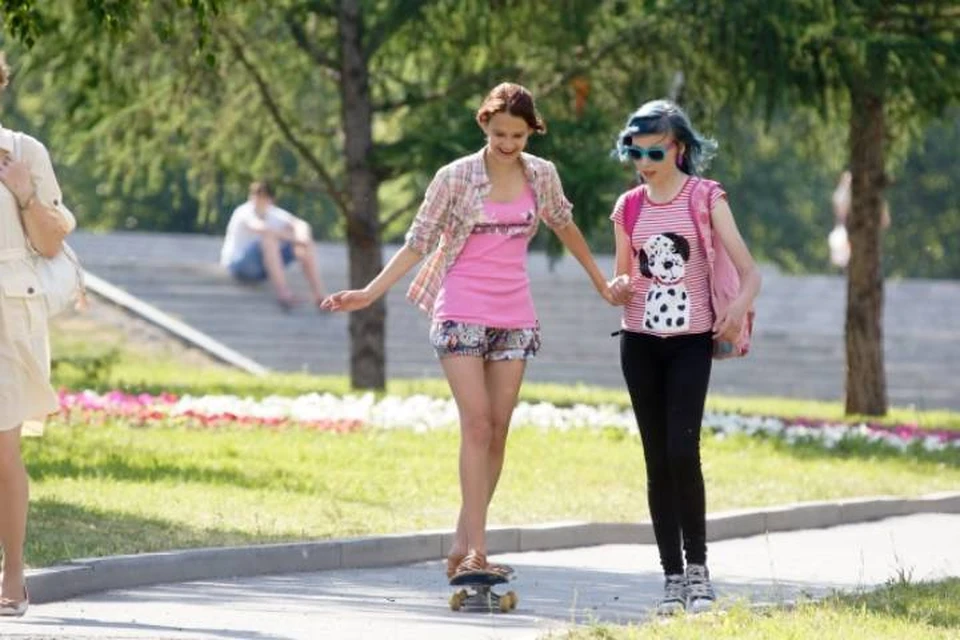 Начало недели будет еще жарким и солнечным