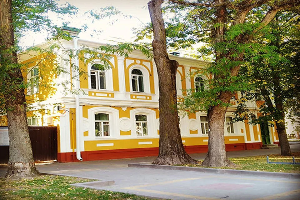 Старинную усадьбу выставили на продажу в Ставрополе.