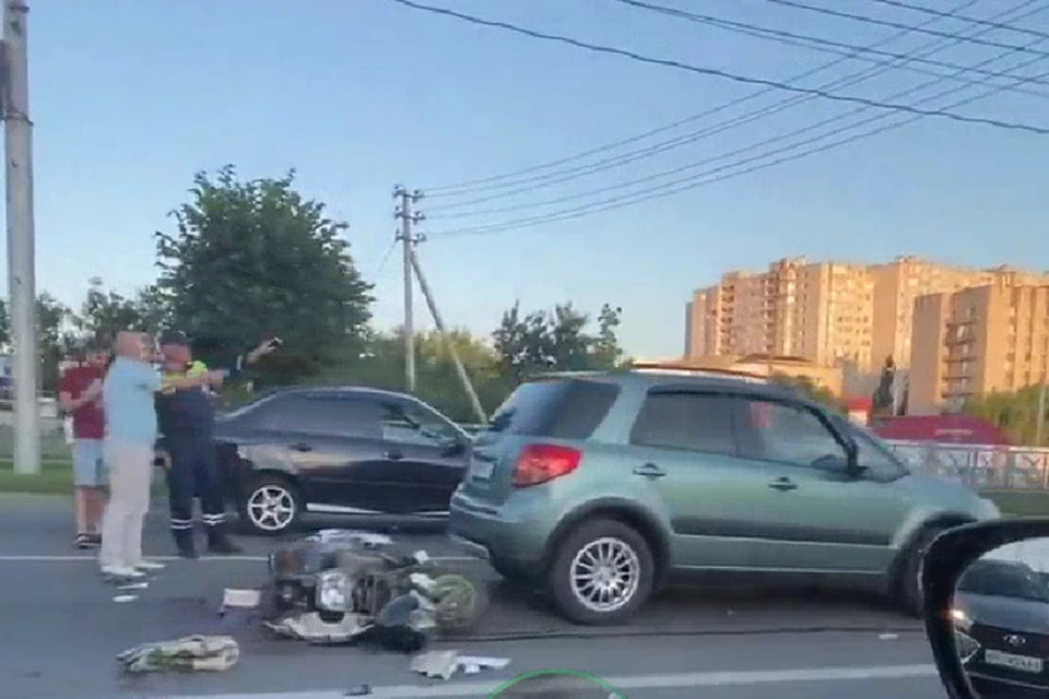 Фото: стоп-кадр видео с места событий
