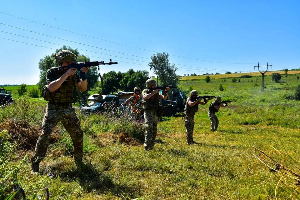 Украинские военные обстреляли Донецк и Ленинское. Фото: штаб ООС