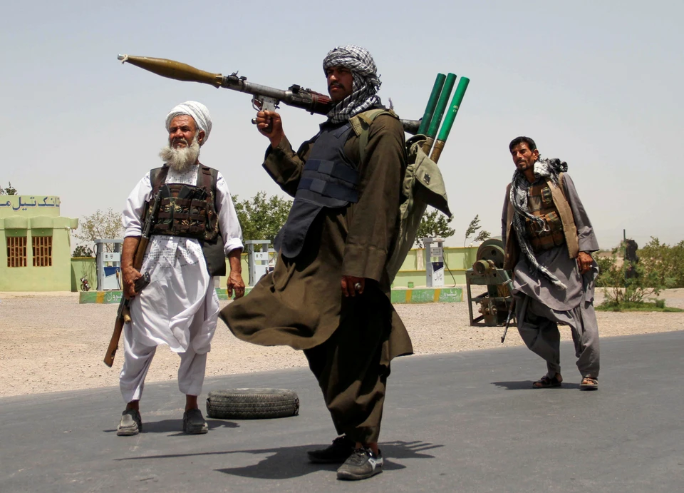 "Талибан"* захватили столицу провинции Тахар