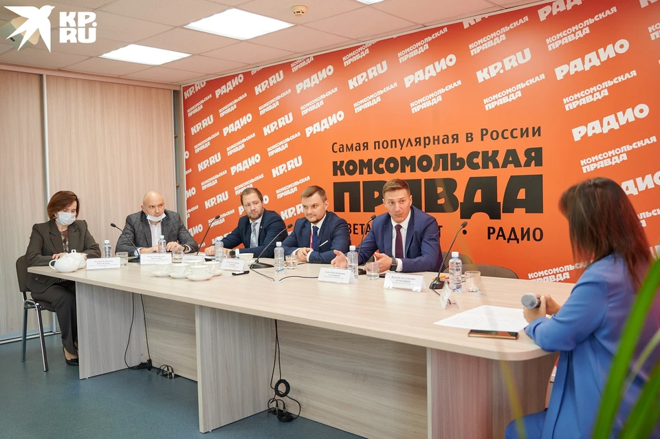 Эксперты собрались в пресс-центре «Комсомольской правды».