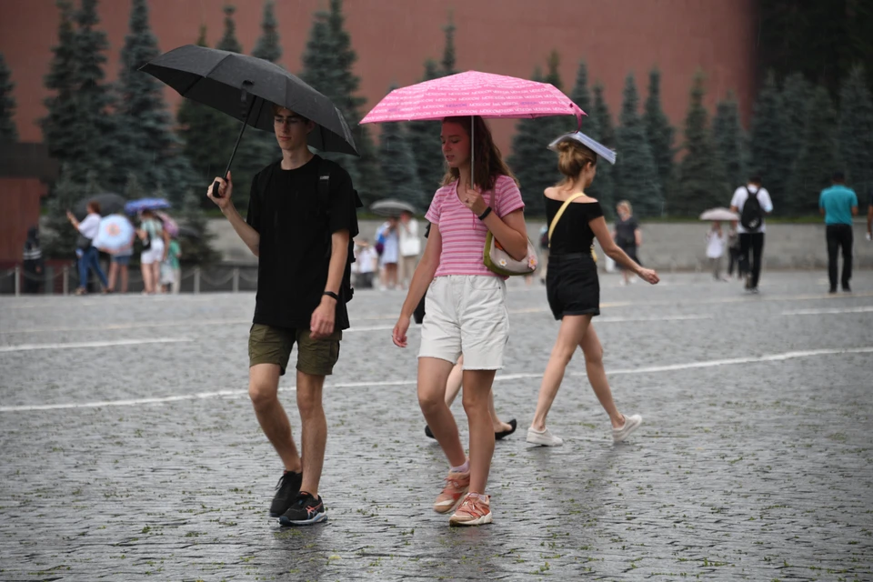 Синоптик предупредил о дожде в Москве 13 августа 2021