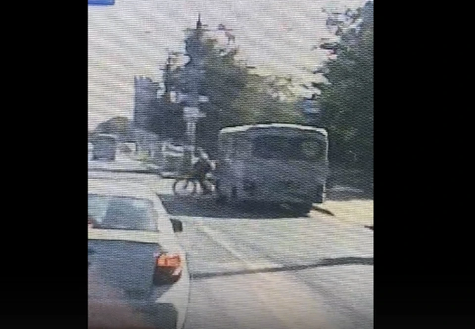 Момент аварии попал на видео