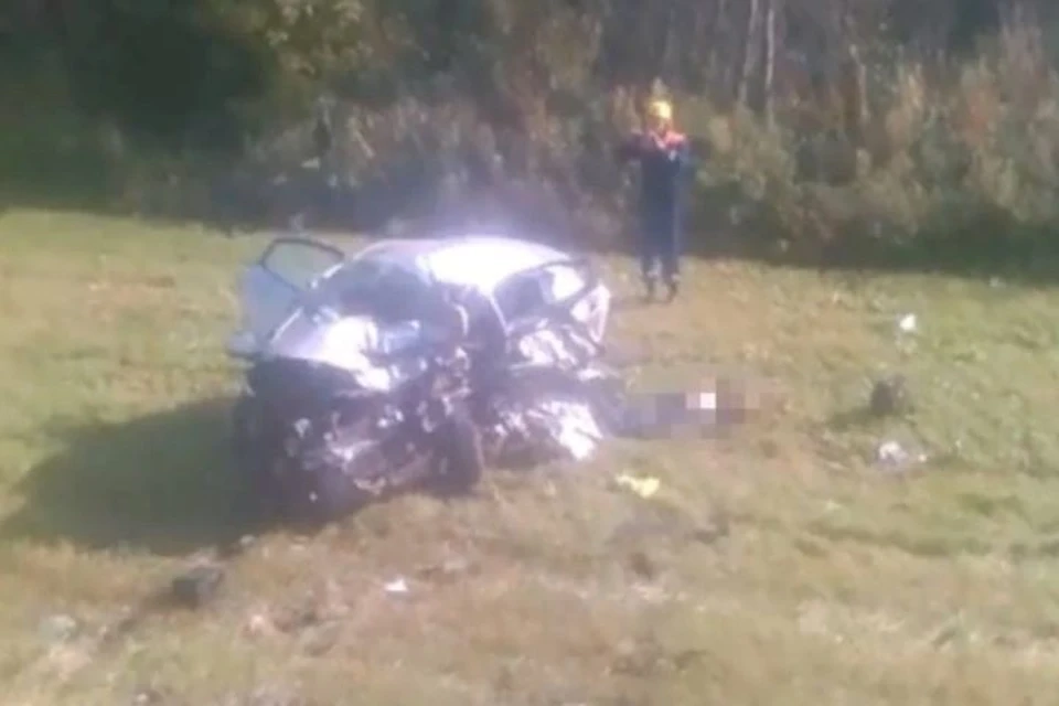 В аварии под Ростовом Великим погибли два человека. ФОТО: группа "Подслушано Ростов Великий [ПРВ]" ВКонтакте