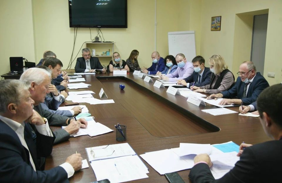 В столице региона обсудили работу «Квадры» в Смоленске. Фото: Андрей Смирнов.