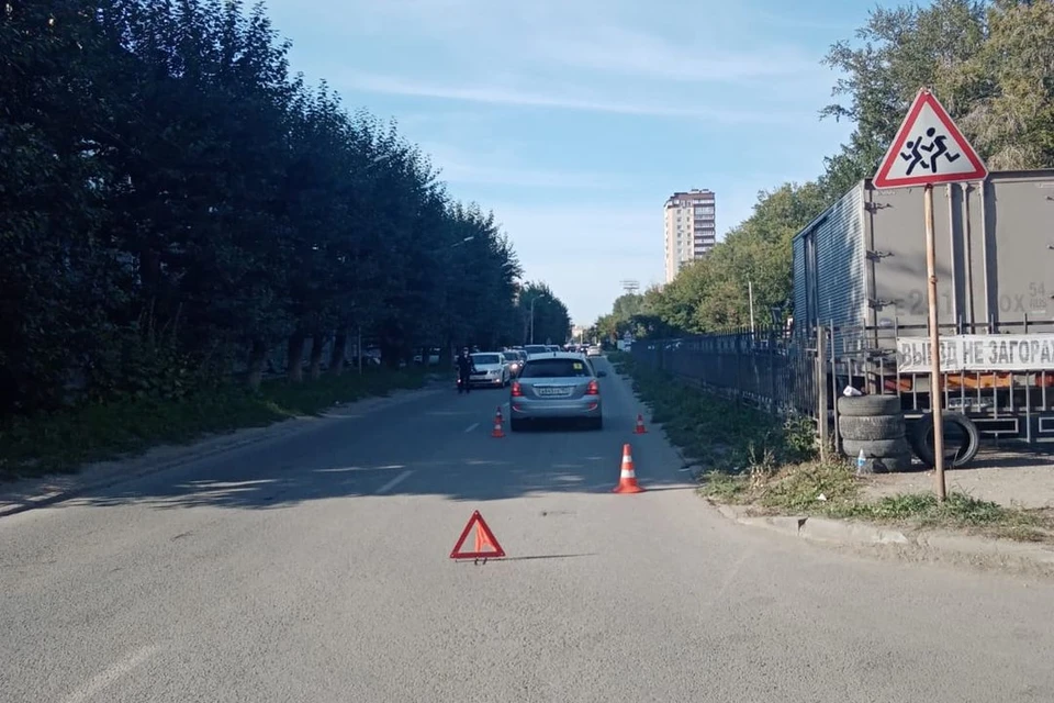 В Новосибирске, вечером, 3 сентября, произошло ДТП, в котором пострадал ребенок. Фото: Госавтоинспекция по Новосибирску