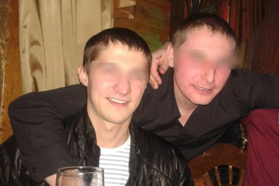Вячеслава Матросова (справа) подозревают в убийстве друга-педофила (слева)