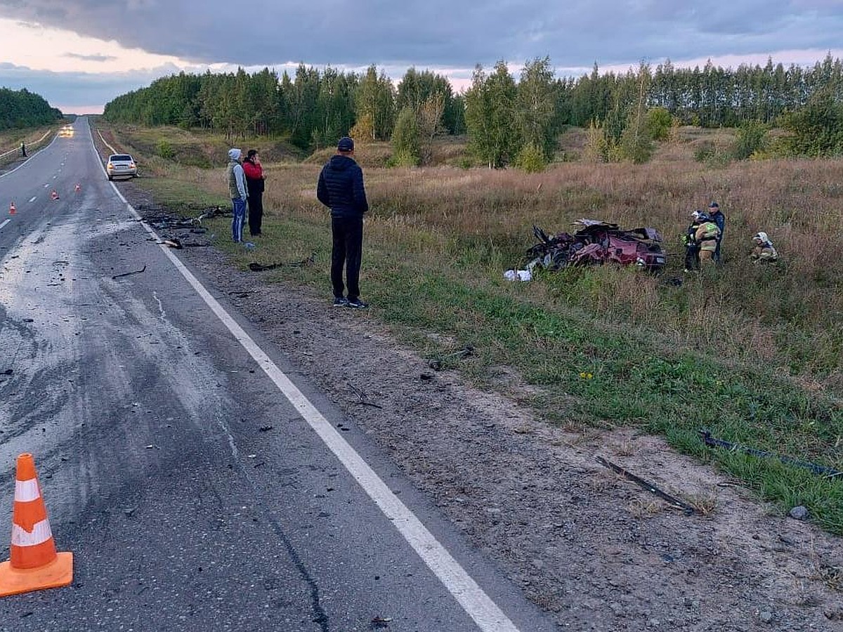 Страшное ДТП под Липецком: в столкновении иномарок погибли 4 человека -  KP.RU