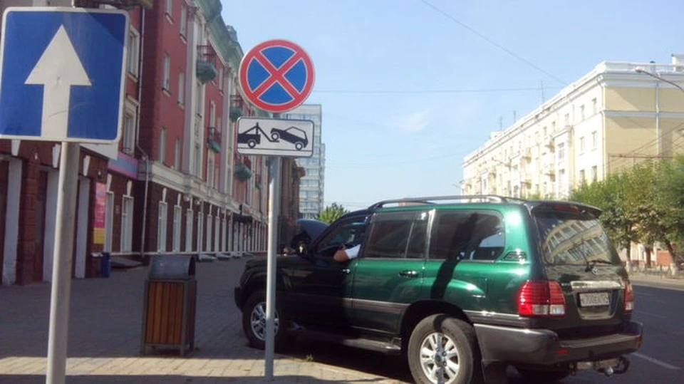 Мэрия Красноярска на 67 миллионов снизила стоимость парковки возле «Кванта»