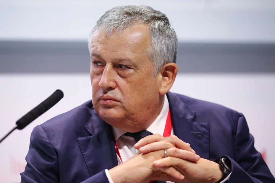 Губернатор Ленинградской области Александр Дрозденко стал одним из спикеров Московского финансового форума-2021. Фото: Сергей Бобылев/ТАСС.