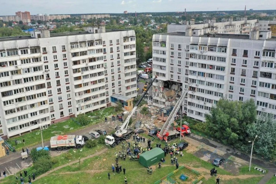 Взрыв в панельном доме произошел на третьем этаже