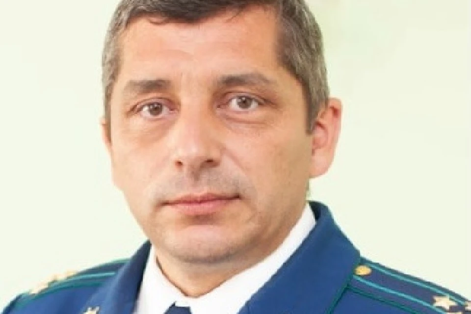 До этого момента Валиуллин занимал должность начальника управления по надзору за следствием, дознанием и оперативно-розыскной деятельностью прокуратуры Татарстана.