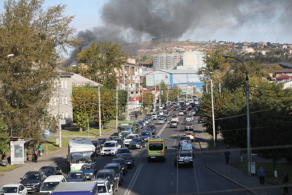 Фото пожара на Дорожной в Красноярске 14 сентября 2021 публикуют очевидцы