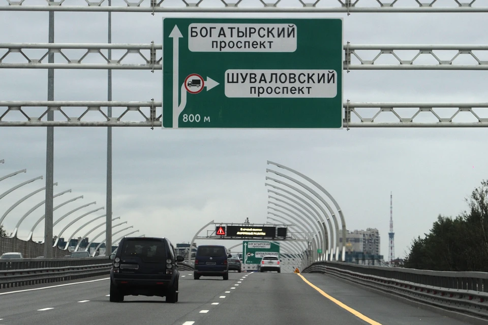 Развязка ЗСД с Шуваловским проспектом открылась в Петербурге 14 сентября 2021 года.