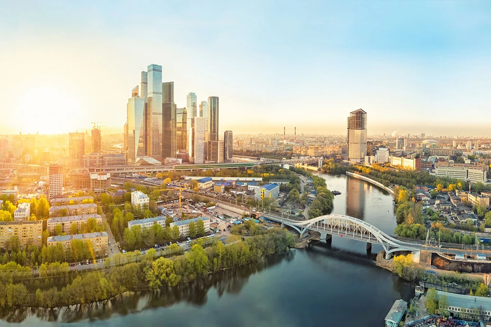 Выпуск «зеленых» облигаций Москвы (74-й выпуск государственных облигаций города) 15 сентября 2021 года включен в информационную часть Списка ценных бумаг Люксембургской биржи.