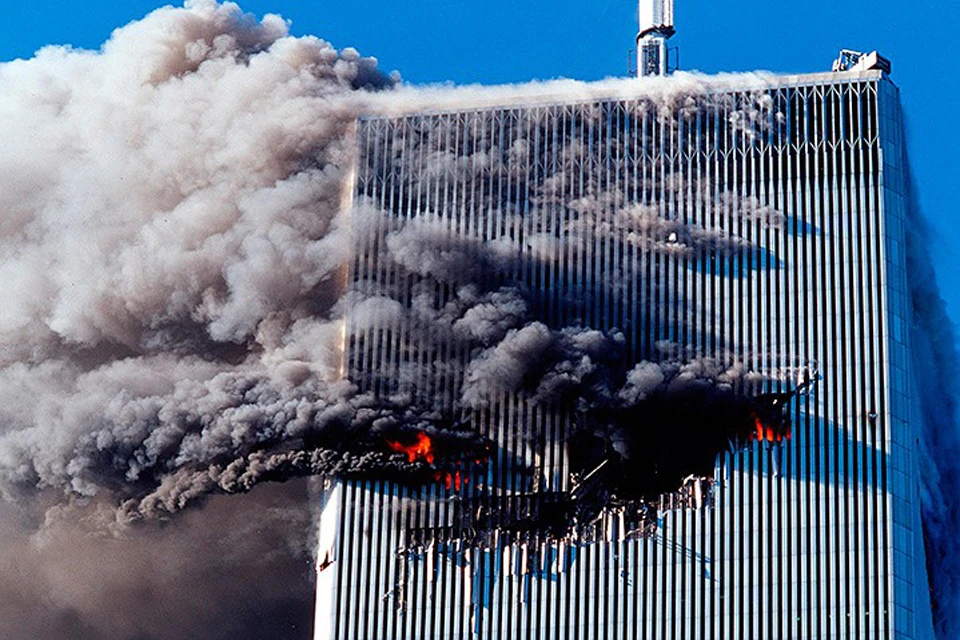 Весь мир по-прежнему задается вопросом: а кто же помогал террористам, направивших самолёты в башни ВТЦ на глазах всего человечества?