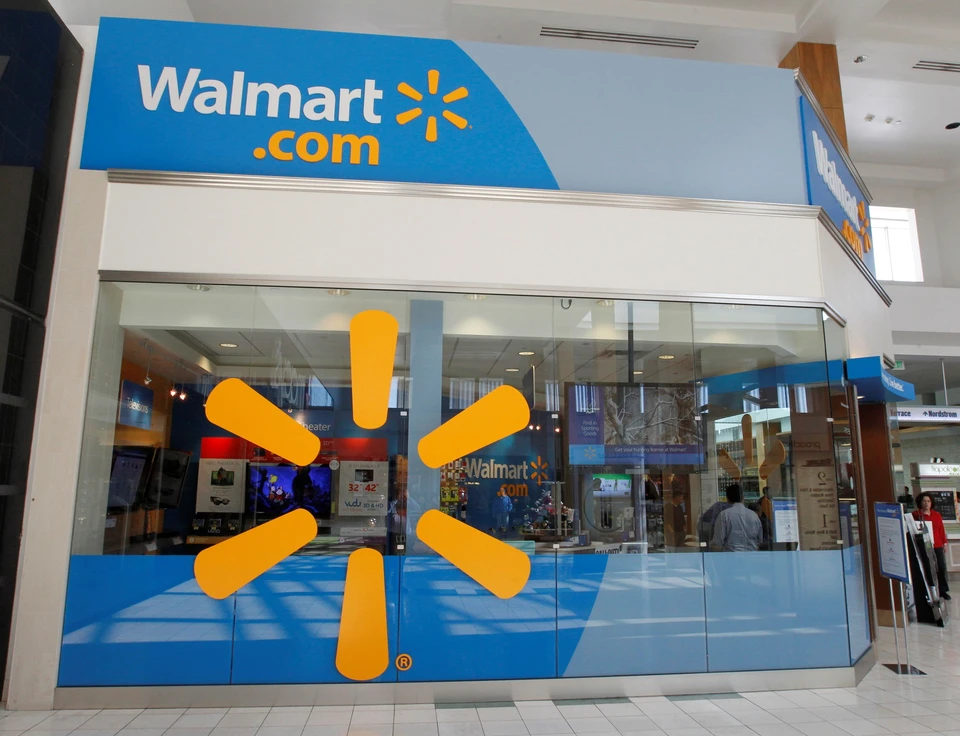 Первое место досталось семье Уолтон, которая владеет сетью магазинов Walmart