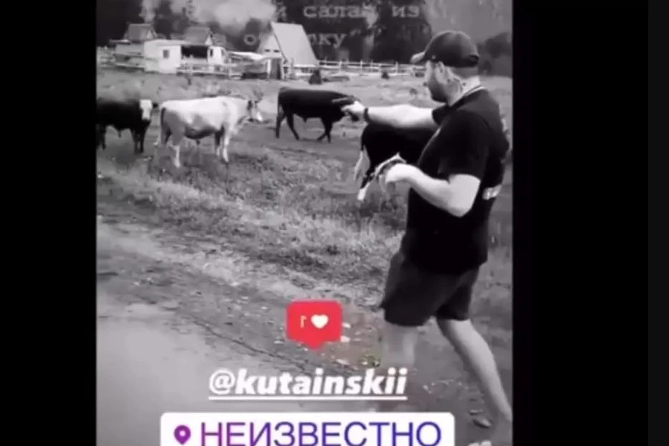 Мужчина приехал на Алтай из Новосибирска. Скриншот видео instagram.com/solundar04