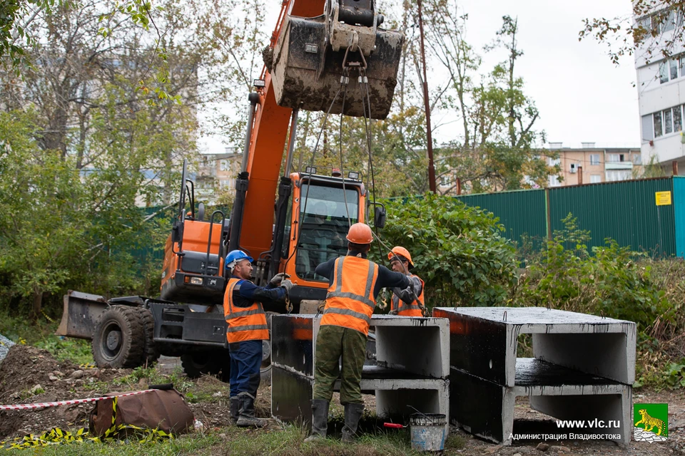 Владивосток готовят к сезону холодов.