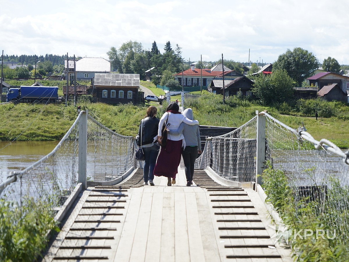 Загородная недвижимость в Свердловской области: купить коттедж, дом или  дачу - KP.RU