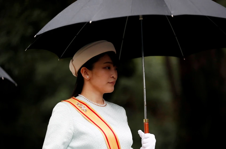 Недуг японской принцессы Мако может быть следствием критики ее решения отказаться от богатства и титула