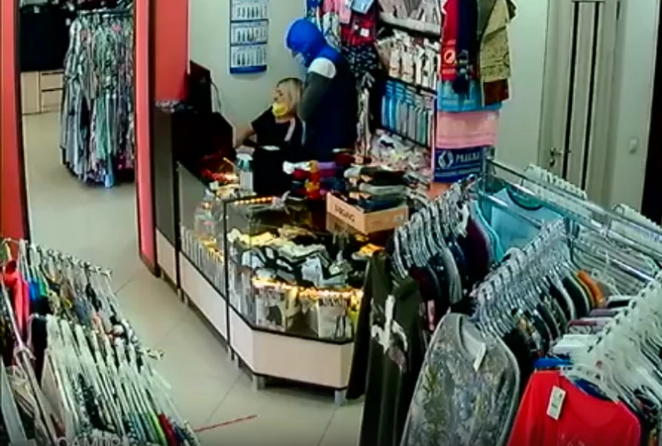 Ущерб магазину составил 3 700 рублей. Фото: скриншот видео из соцсетей