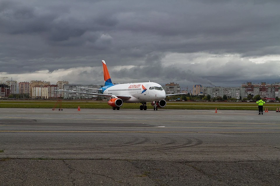 Сейчас в Омске продолжает действовать старый аэропорт, находящийся в черте города. Фото: Евгений Цуприк