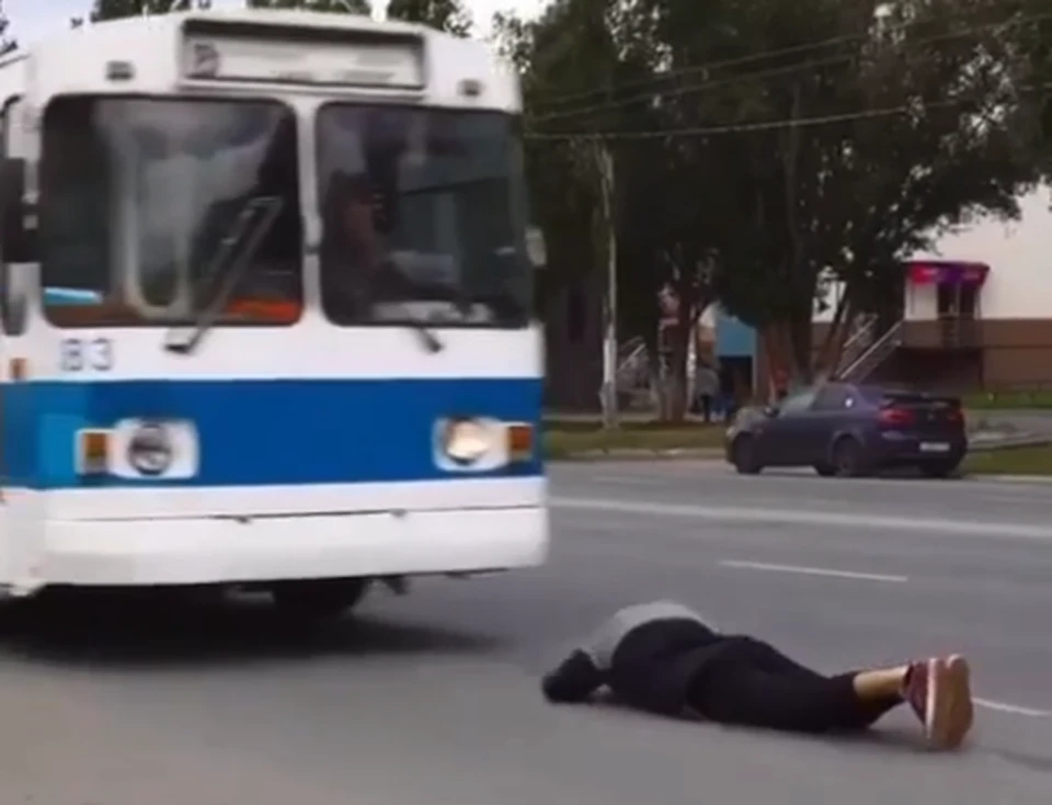 Однако самарцы заметили, что данное видео не похоже на правду