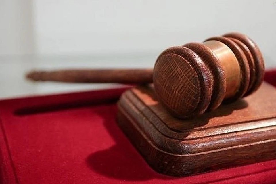 Преступник из Северска, которому присудили 3 года колонии особого режима, ограбил свою землячку, но перед тем помог.