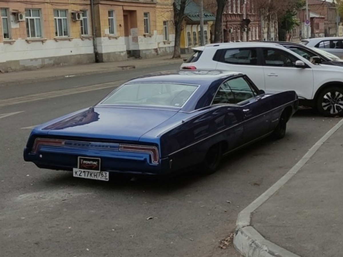 В Самаре был обнаружен редкий американский автомобиль Pontiac Bonneville  1968 года - KP.RU