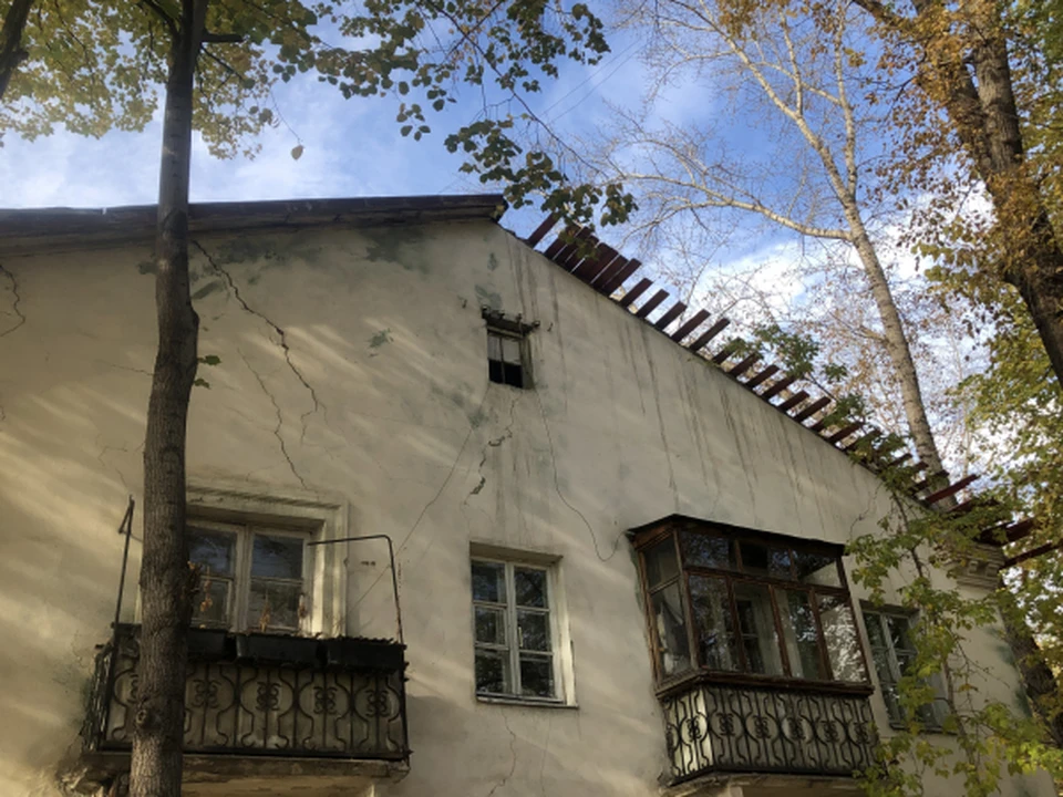 Жилой дом в Самаре оказался без крыши в преддверии зимы. Фото: ОНФ
