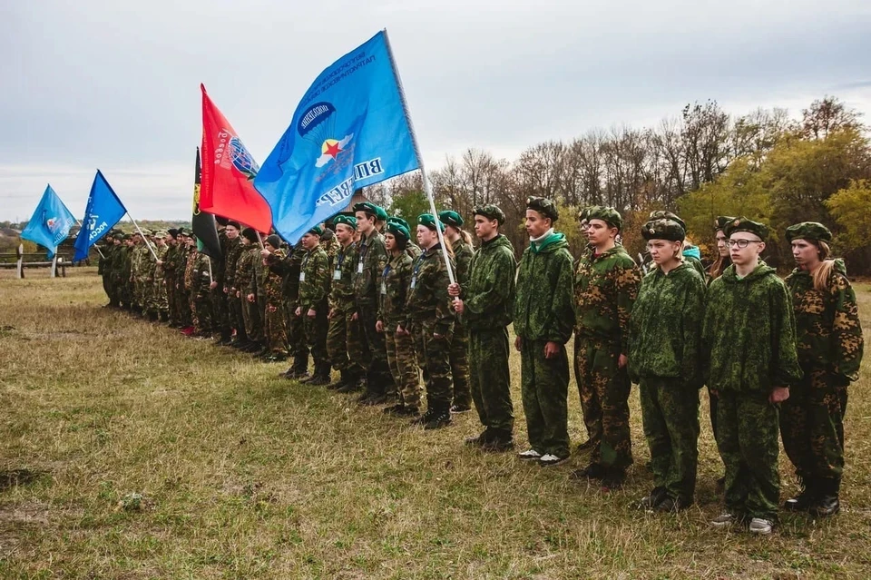В военно-полевом выходе приняли участие семь военно-патриотических клубов. фото: пресс-служба Управления Росгвардии по Белгородской области.