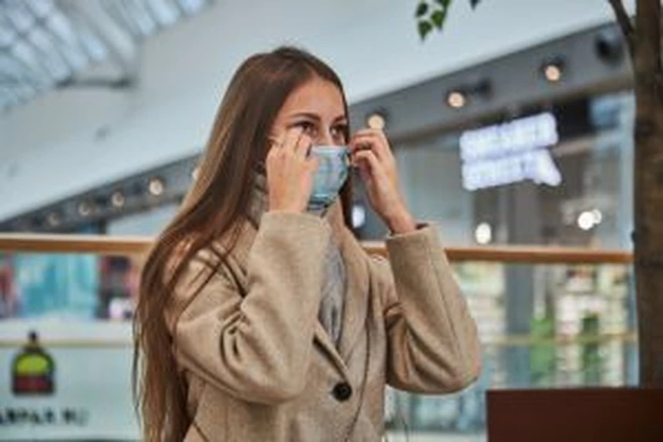 На Кубани режим повышенной готовности продлен до 1 декабря - необходимо носить маски и перчатки Фото: Владимир Веленгурин