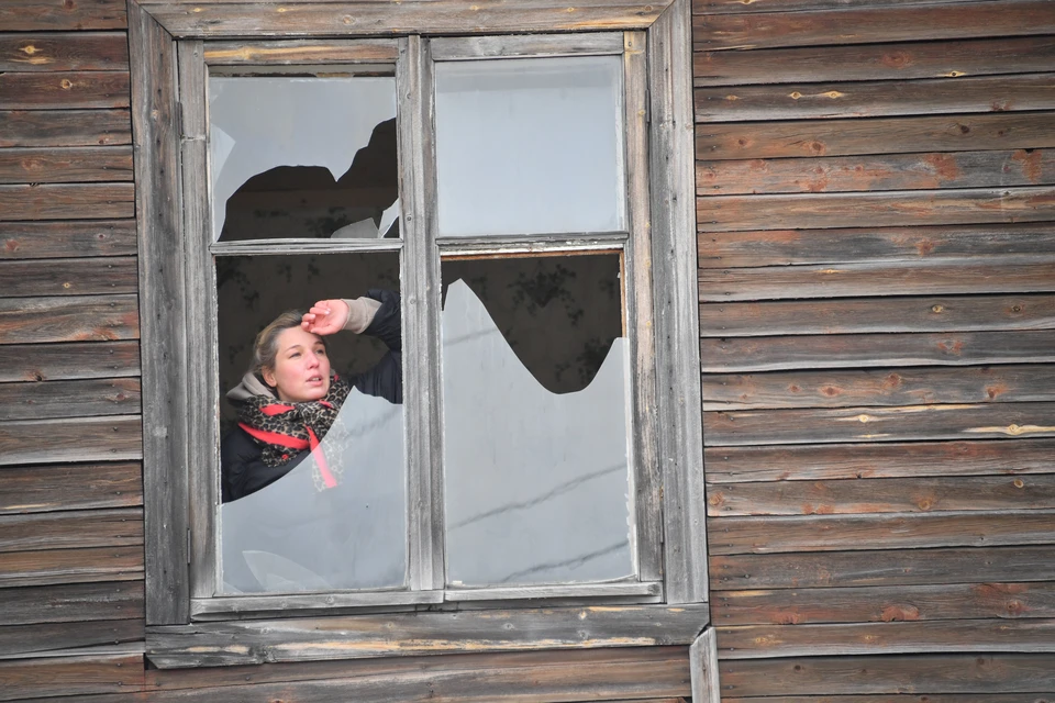 Как в доме напротив гаснут окна