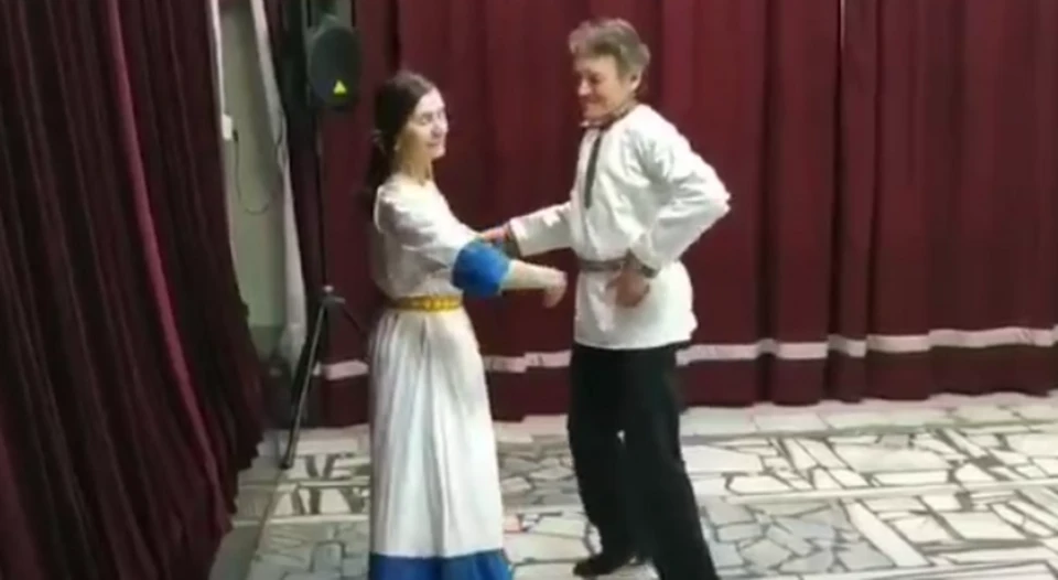 К празднованию Дня народной единства подключился Библиотечный центр для молодежи Тюмени.