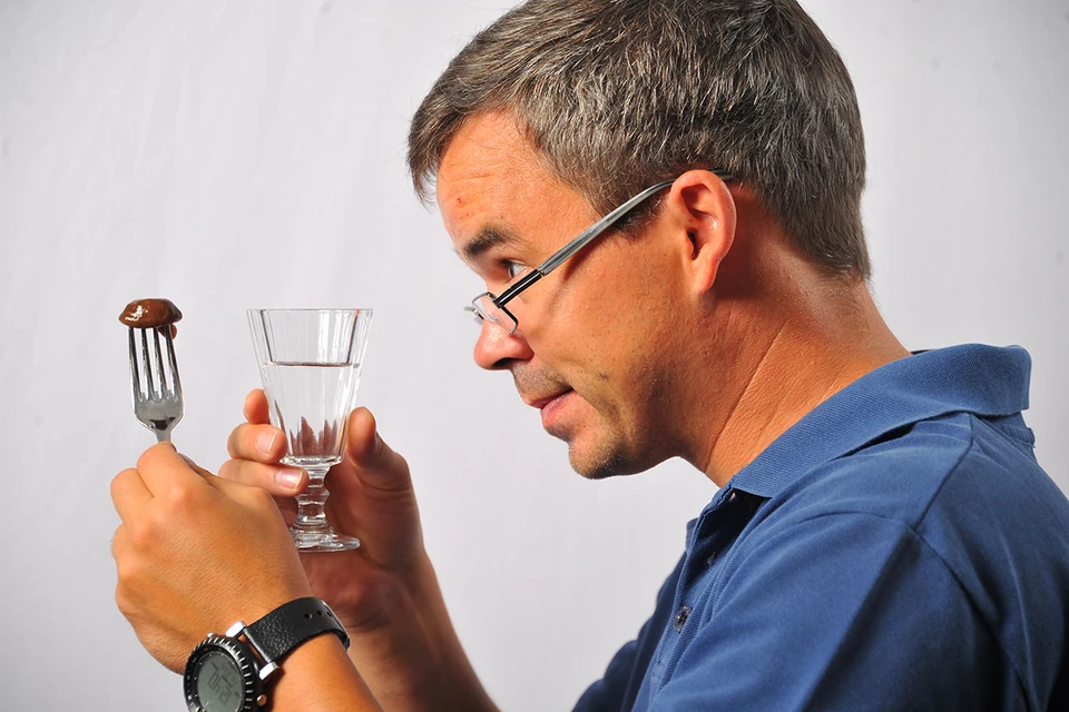 Исследования показывают, что люди, умеренно выпивающие, живут дольше трезвенников.