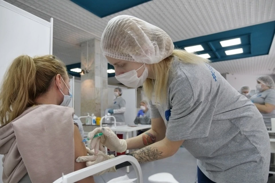 В Крыму резко выросли темпы вакцинации после введения новых ограничений