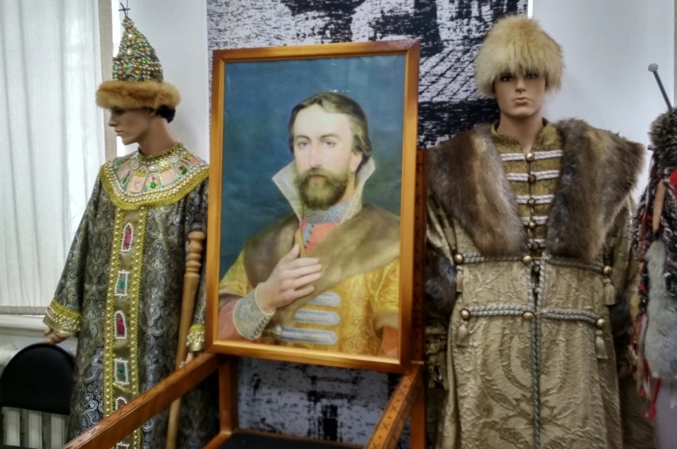 Портрет Михаила Романова создан московским художником Сергеем Ефошкиным.