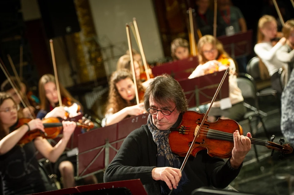 Всероссийский юношеский симфонический оркестр под управлением Юрия Башмета был создан в 2012 году. Фото: сайт ВЮСО